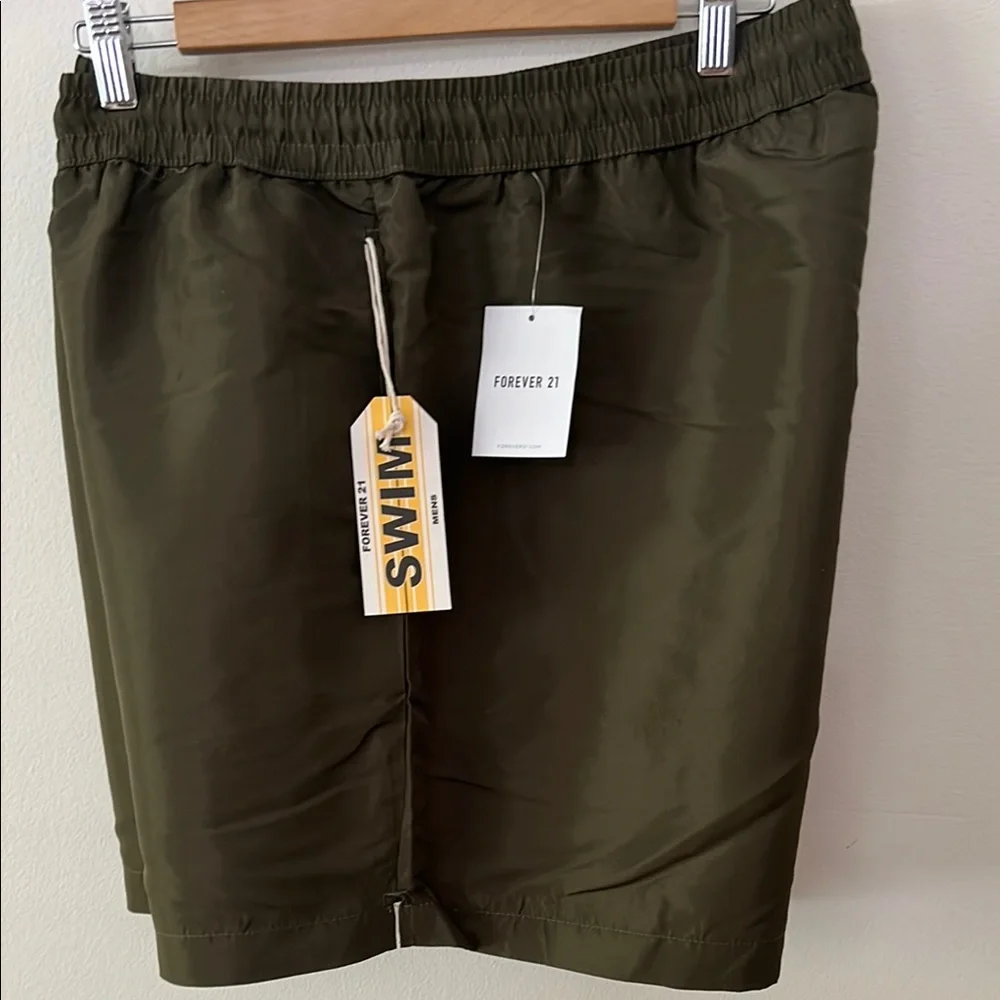 NWT 2XL Forever 21 Men’s Olive Green Swim Trunks Relaxed Quick-Dry Beach Short